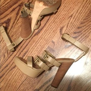 Gorgeous Giuseppe Zanotti sandals!