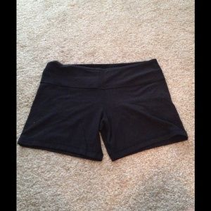 Lululemon shorts-Size 10