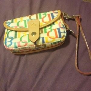 Dooney & Bourke clutch