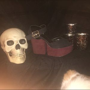 Two toned platform sandals