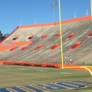 Meet your Posher, Flynn