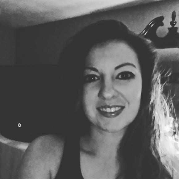 Meet your Posher, Michele - Picture 1 of 1