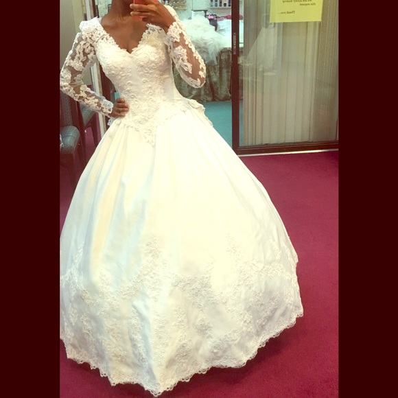 Dresses & Skirts - ‼️🔱amazing ball gown🔱‼️