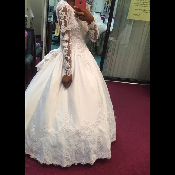 ‼️🔱amazing ball gown🔱‼️ - Picture 3 of 3