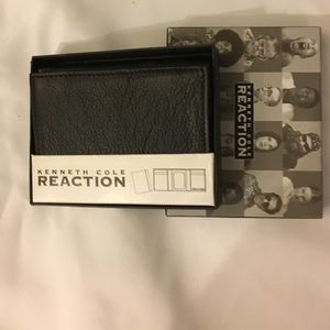 NEW Kenneth Cole Reaction Men's trifold wallet