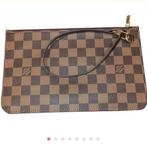 Louis Vuitton clutch from the never full bag