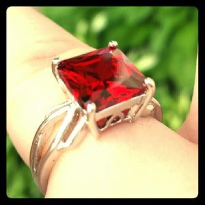 3 Ct CZ Ruby set in 925 Sterling Silver Size 8