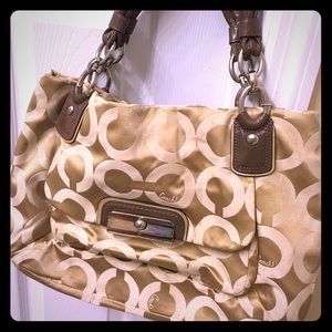 Sale sale sale❗️❗️Authentic Everyday coach purse