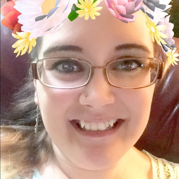 Meet your Posher, Kassandra - Picture 1 of 1