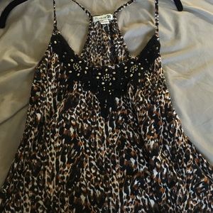 🌸FOREVER 21 TANK TOP🌸