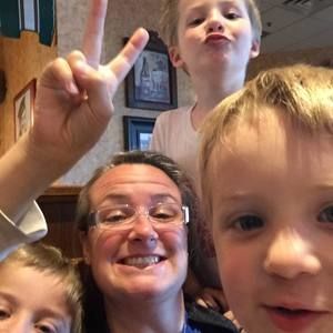 Meet your Posher, Melissa