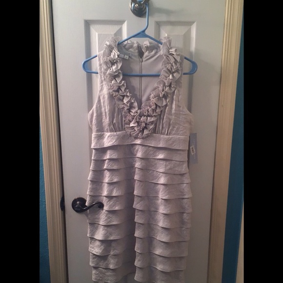 Grey/silver formal dress! Size 8P