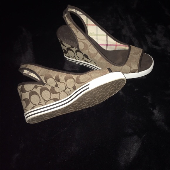 Coach wedge shoe FLASH SALE⚡️🌩🎉