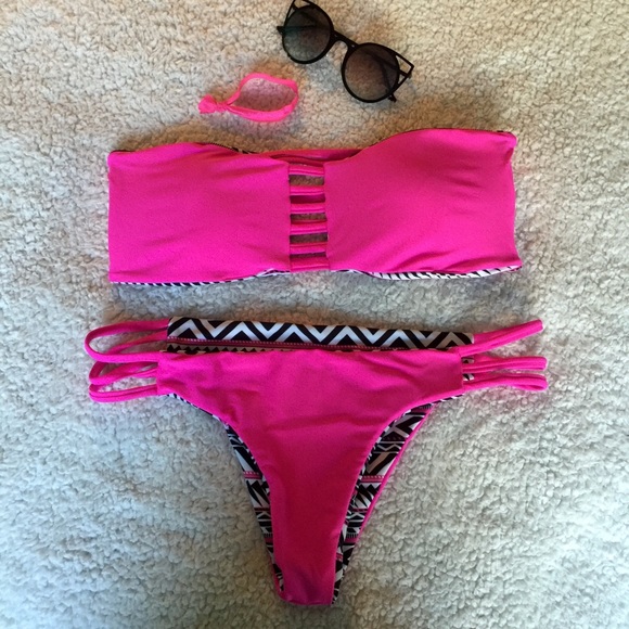 Other - strappy REVERSIBLE bikini