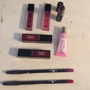 Lip liner... Lip stick ...lip gloss