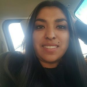 Meet your Posher, Leticia