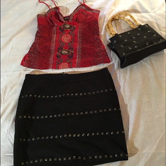 Candie's Dresses & Skirts - 🎉HP 6/08🎉Black Skirt With Grommets