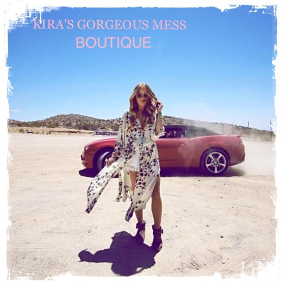 🌞HOST PICK🌞8/23 BNWT LONG FLORAL KIMONO - Picture 3 of 3