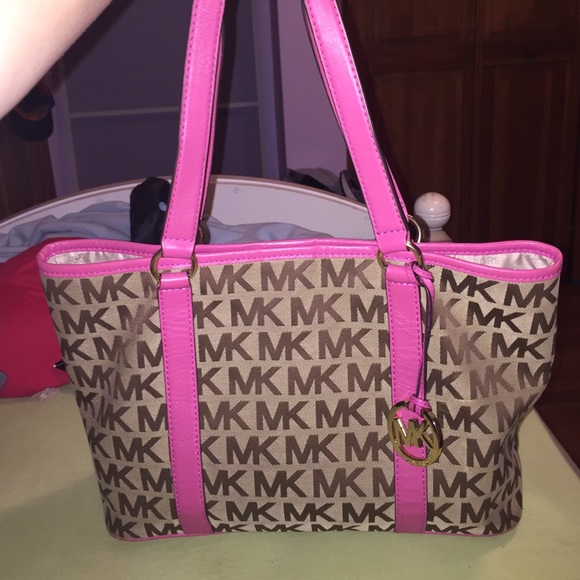 Michael Kors Handbags - Mocha and pink Michael Kors Bag