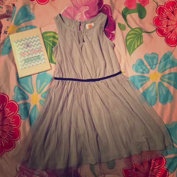Gray dress with a black ribbon