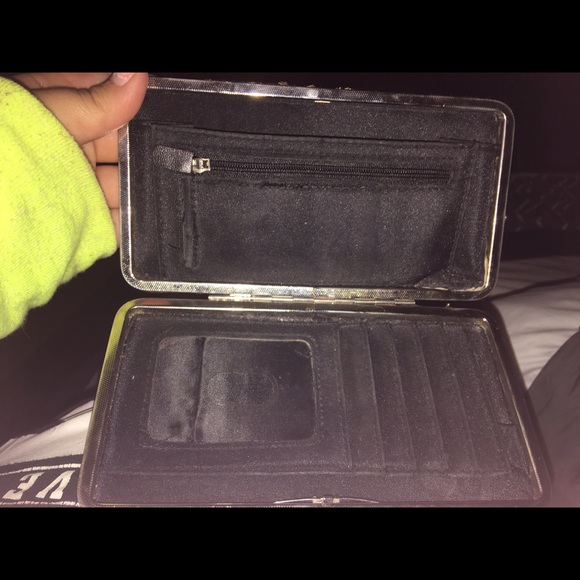 Cheetah Print Wallet Clutch - Picture 2 of 4