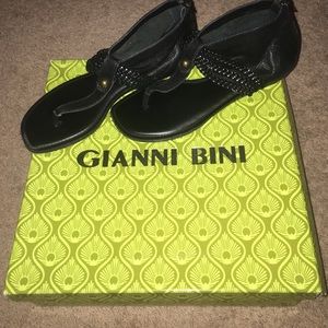 Gianni Bini black sandals