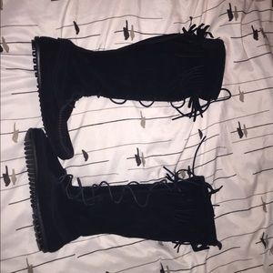 Minnetonka Knee Hi Lace Up Boots