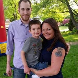 Meet your Posher, Crystal