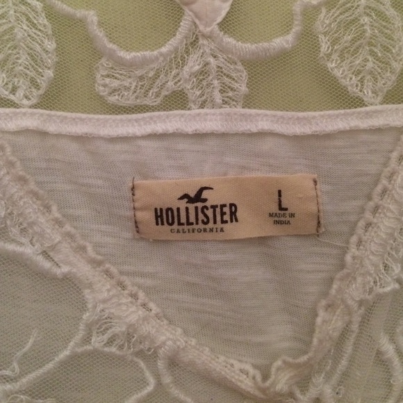 HOLLISTER // White See Through Flower Lace Shirt - Picture 3 of 3