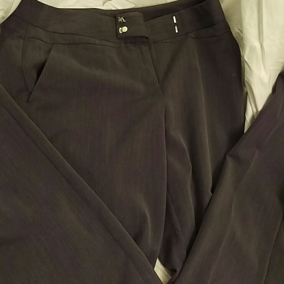 Dress pants - Picture 1 of 3