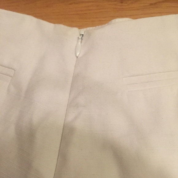 NWT High Waisted White Shorts - Picture 4 of 4