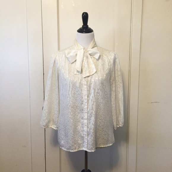 Forever 21 Blouse with Bow - Picture 3 of 3