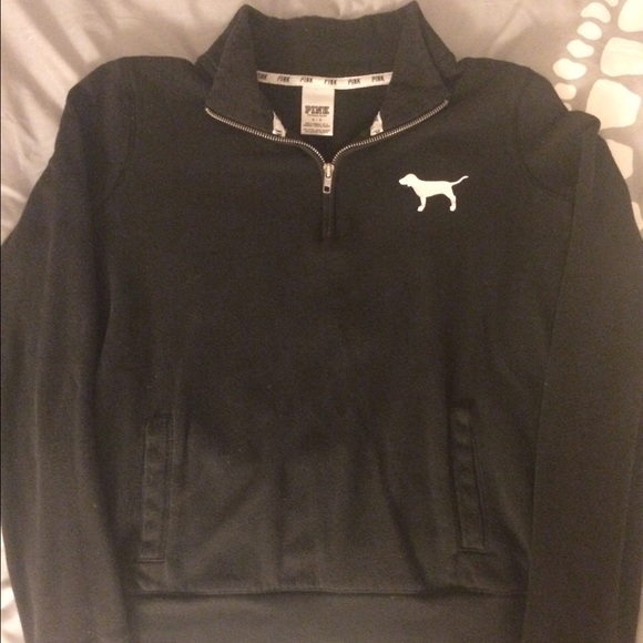 Black VS Pullover