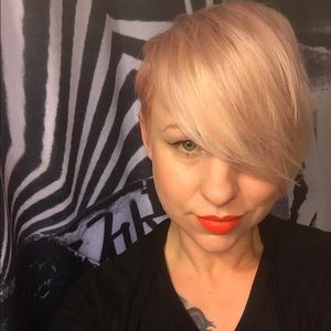 Meet your Posher, Taylor