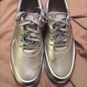 Women's Nike Air Max Thea