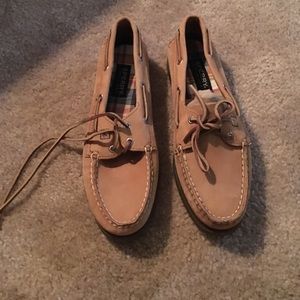 Sperry boat shoes