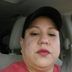 Meet your Posher, Esmeralda