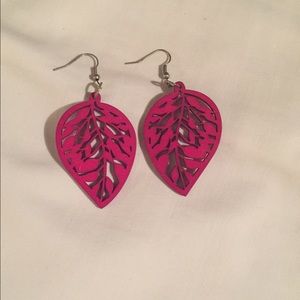 Hot pink leaves earrings