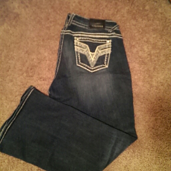 VIGOSS. the Chelsea boot cut