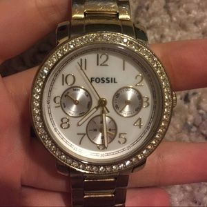 🎉SOLD 🎉 Fossil Gold-Plated Watch