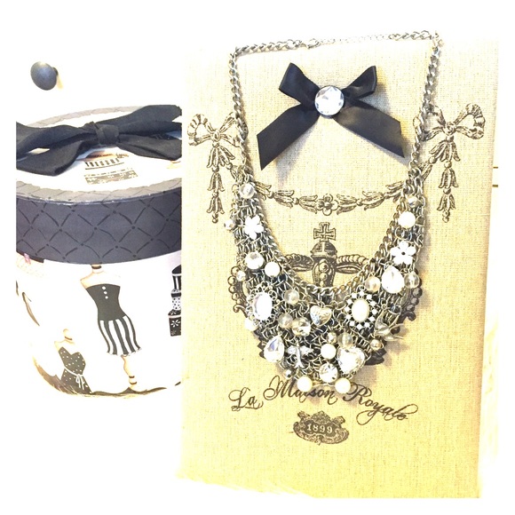 Forever 21 Statement Necklace