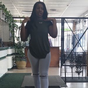 Meet your Posher, Danielle