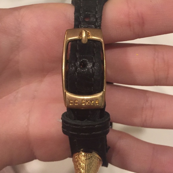 Black leather bracelet with gold spikes! - Picture 4 of 4