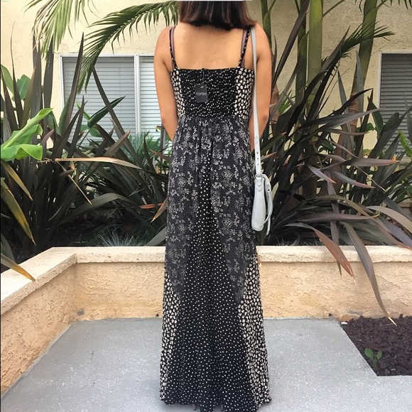 ⭐️SALE⭐️Topshop Navy Floral Maxi Dress NWT - Picture 2 of 3