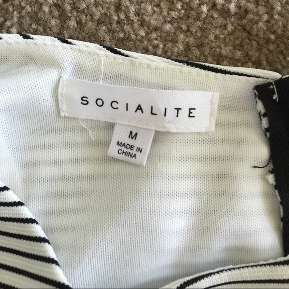 socialite crop top - Picture 3 of 3
