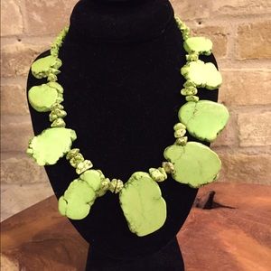 Green turquoise necklace, statement piece!