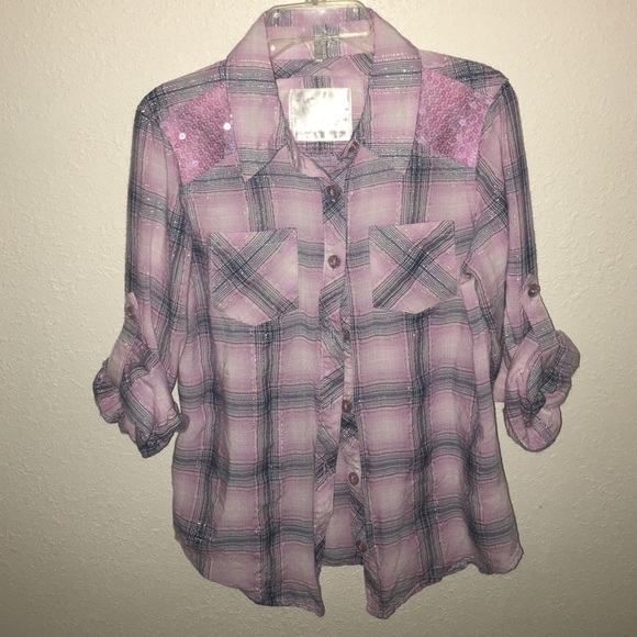 Justice brand pink shirt - Picture 1 of 2