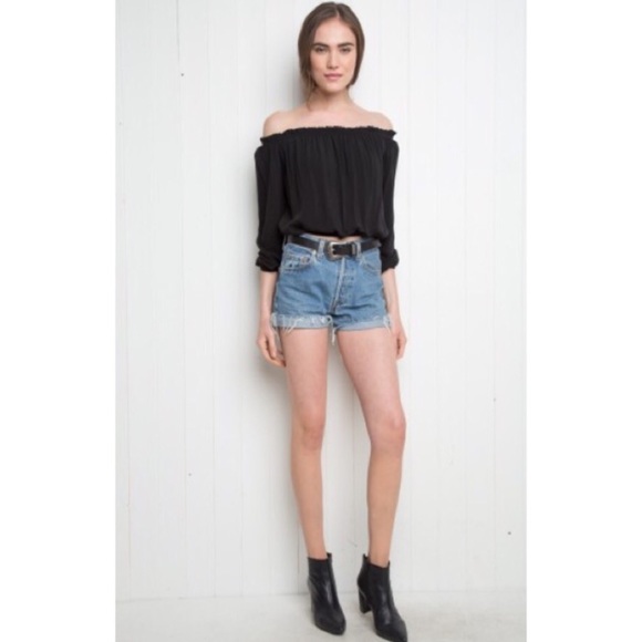 NWT brandy melville maura top - Picture 2 of 5