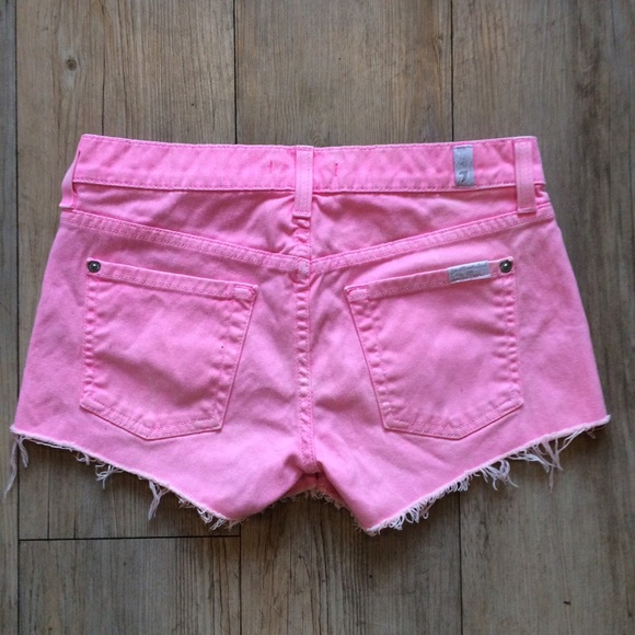 SOLD 7 For All Mankind Pink Denim Shorts - Picture 2 of 4