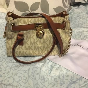 Michael kors medium Crossbody